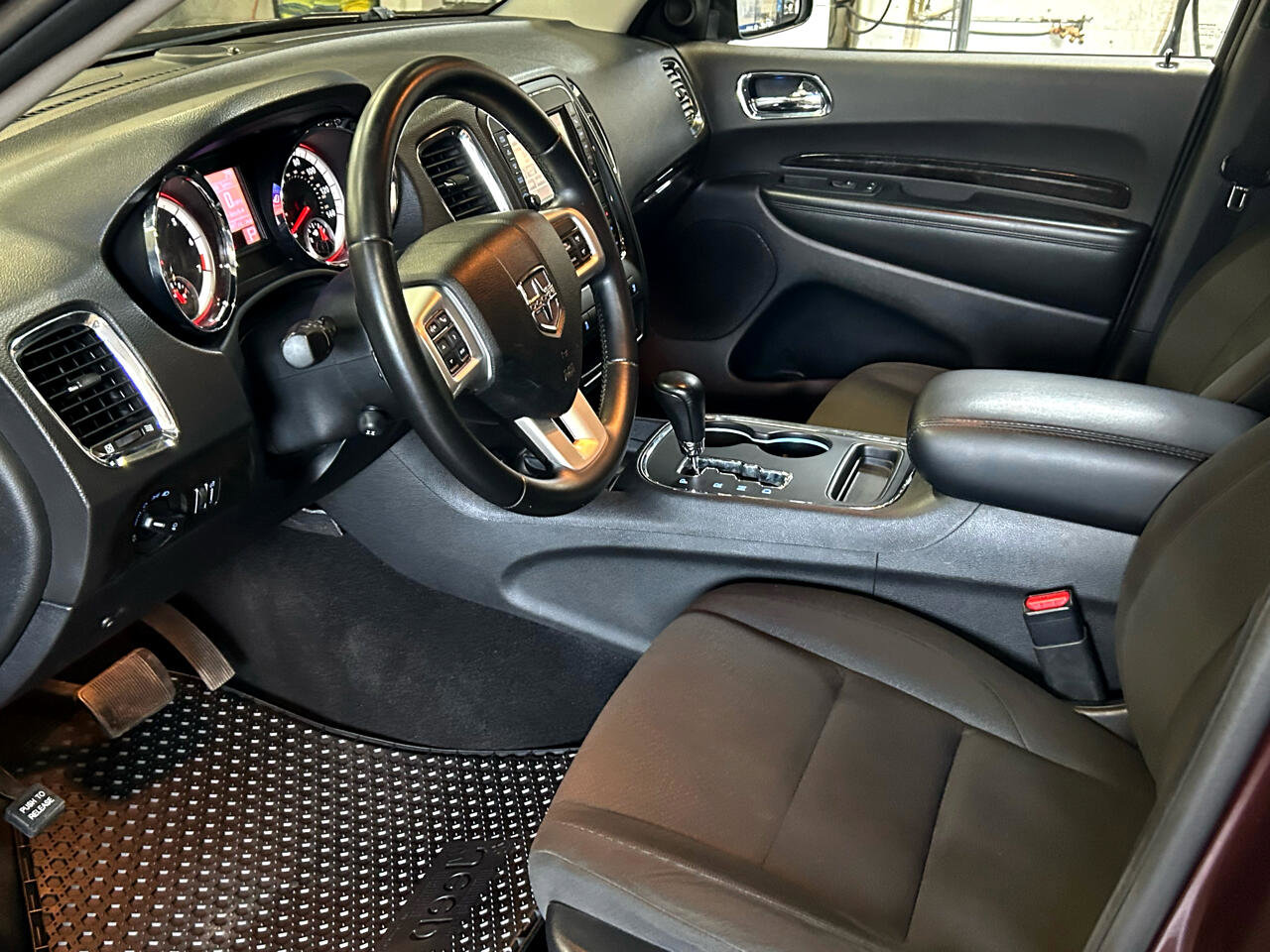 Used 2012 Dodge Durango Crew w/ Entry Nav/Commuter Group image 10