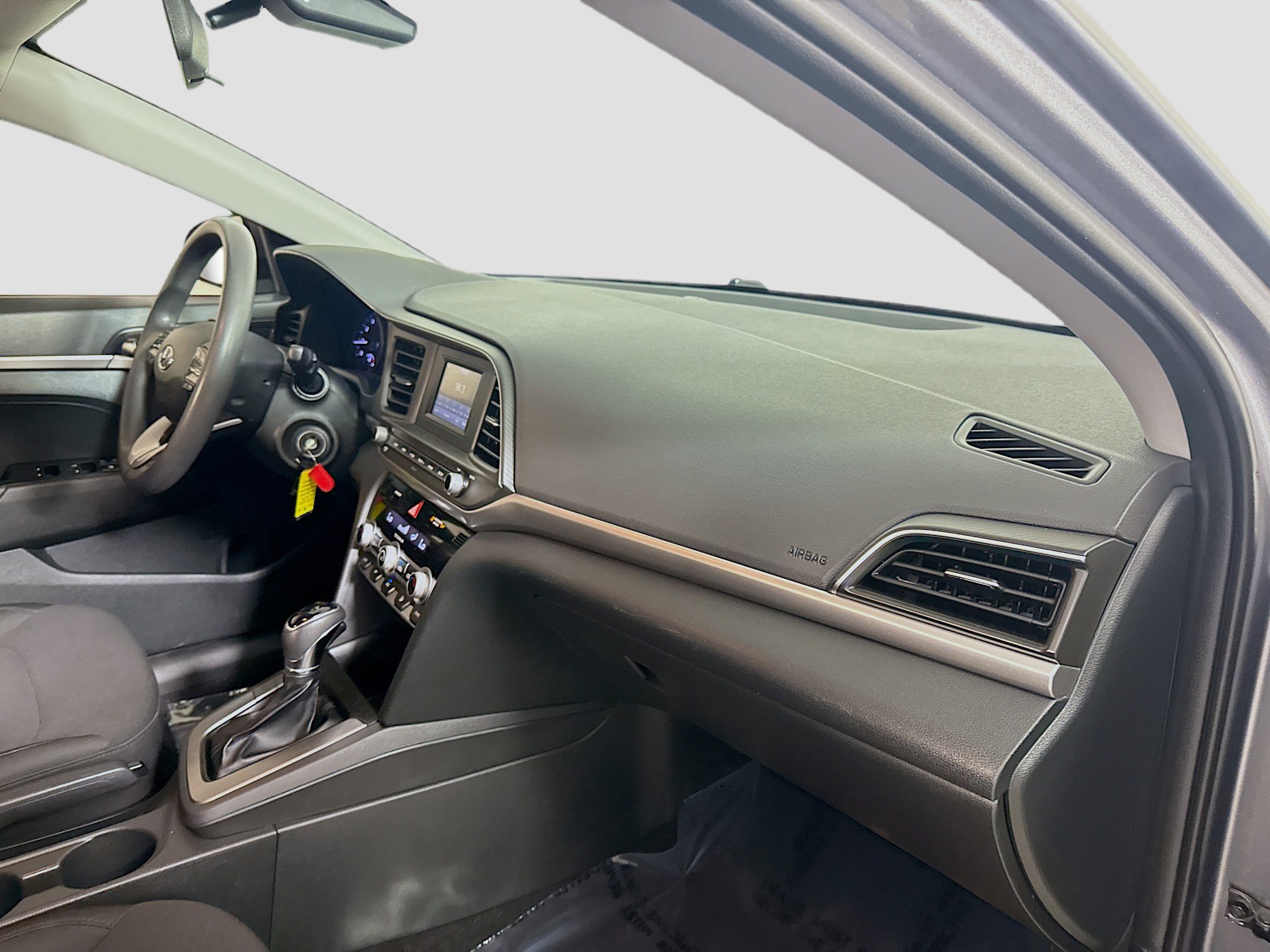 Used 2020 Hyundai Elantra SE w/ Cargo Package (C1) image 29