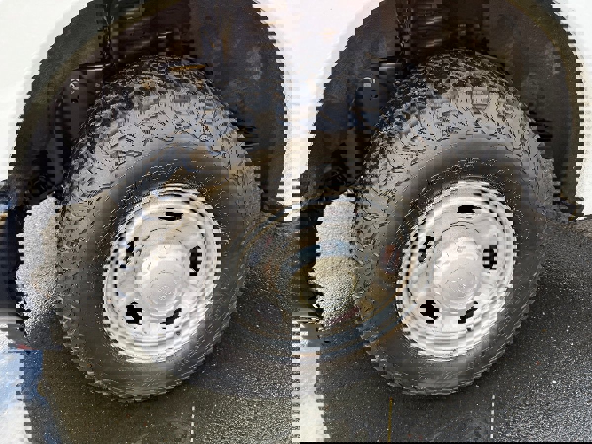 Used 2019 Ford F350 XL w/ Power Equipment Group image 28