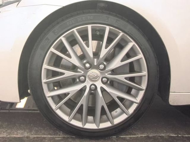 Used 2016 Lexus IS 200t w/ Navigation System Package RWD image 7
