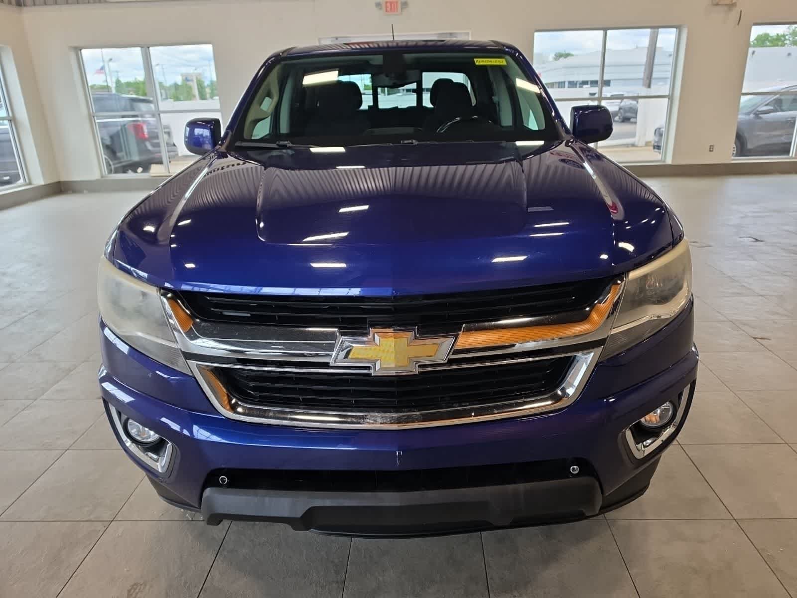 Used 2017 Chevrolet Colorado LT w/ LT Convenience Package AWD/4WD image 3