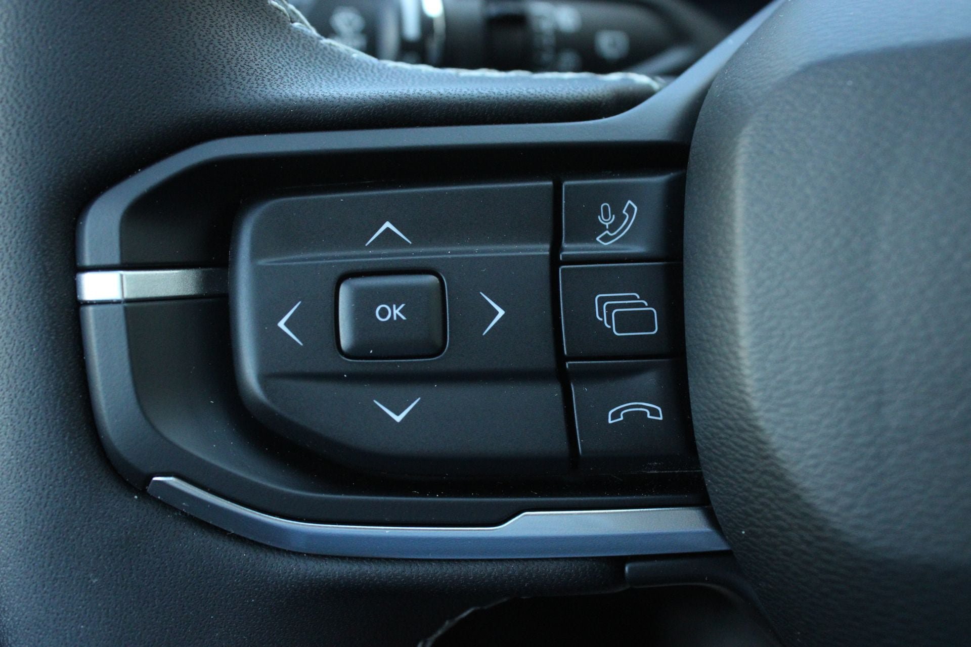 New 2026 Jeep Cherokee Limited AWD/4WD image 30