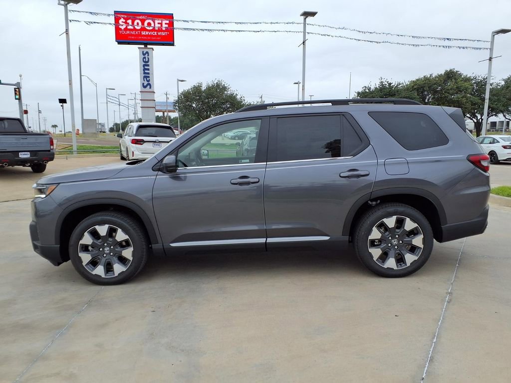 New 2026 Honda Pilot Touring image 4