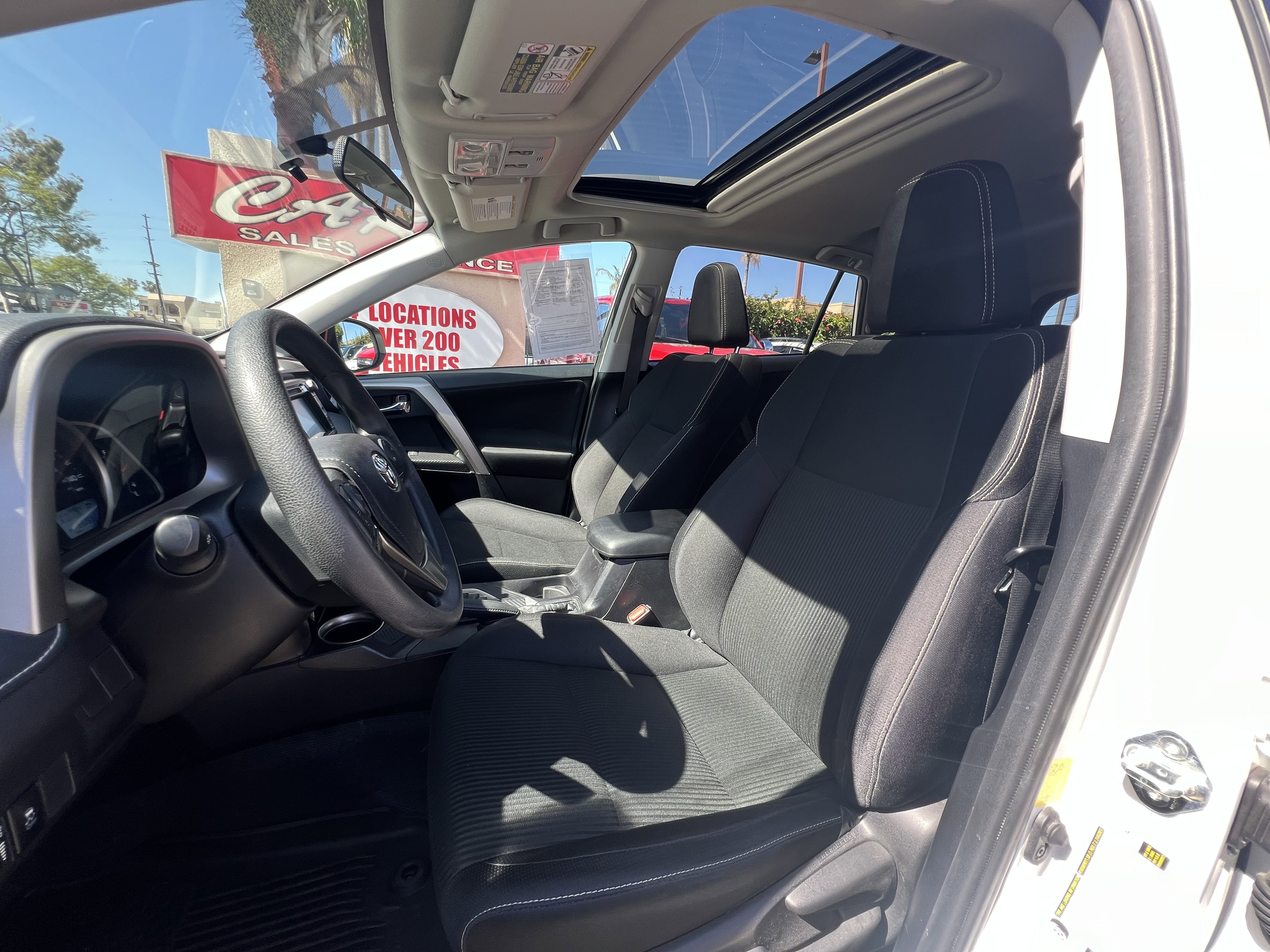 Used 2015 Toyota RAV4 XLE image 14