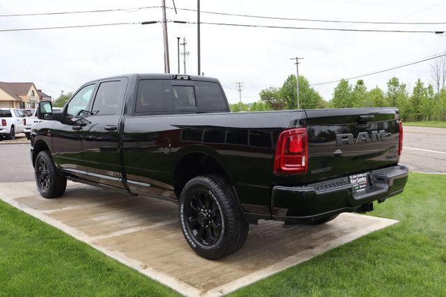 New 2026 RAM 3500 Laramie AWD/4WD image 37