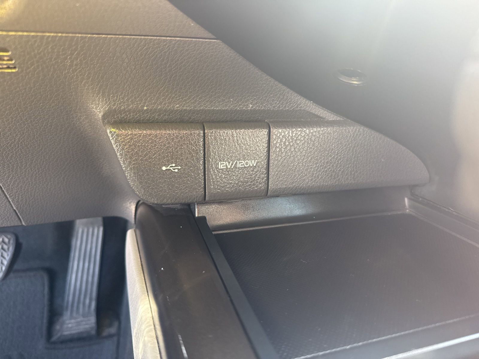 Used 2024 Toyota Camry LE FWD image 23