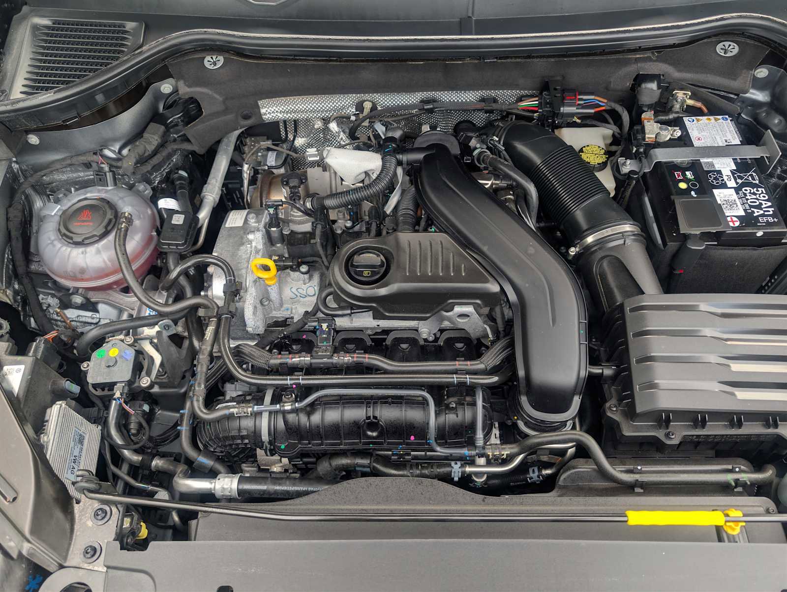 Certified 2025 Volkswagen Taos SEL w/ Taos Adventure Package image 10