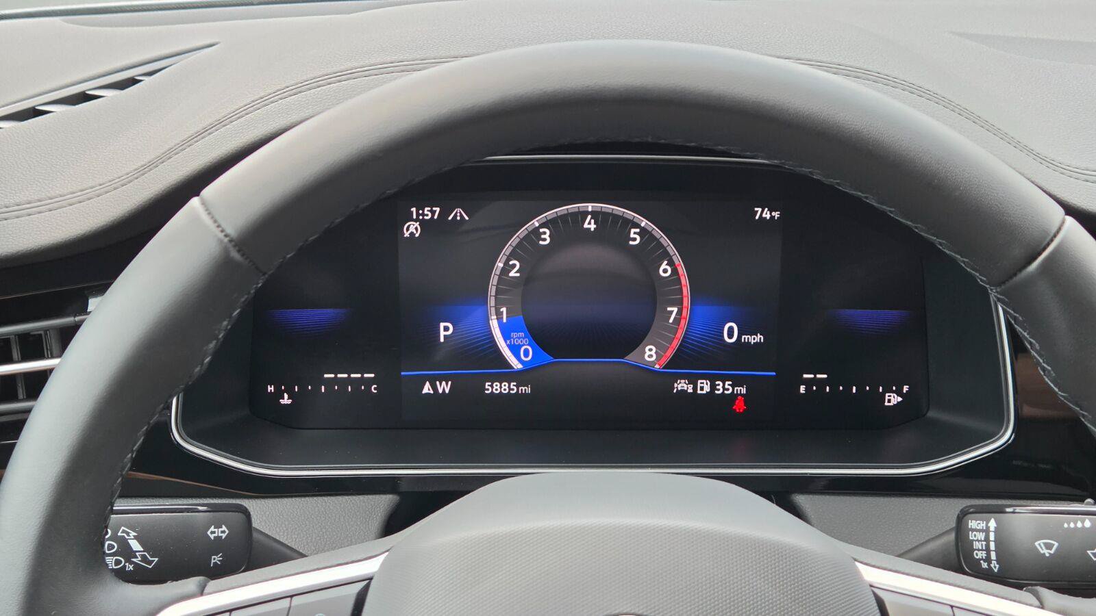 Certified 2025 Volkswagen Jetta Sport FWD image 29