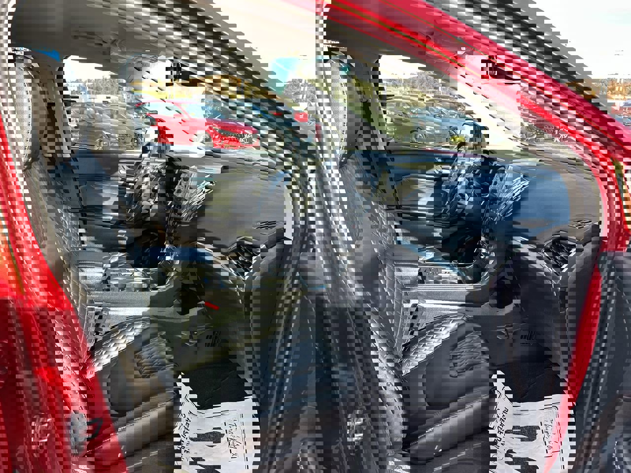 Used 2024 Ford Edge Titanium image 13