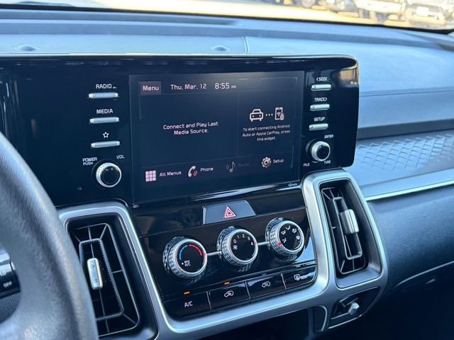 Used 2021 Kia Sorento LX image 9