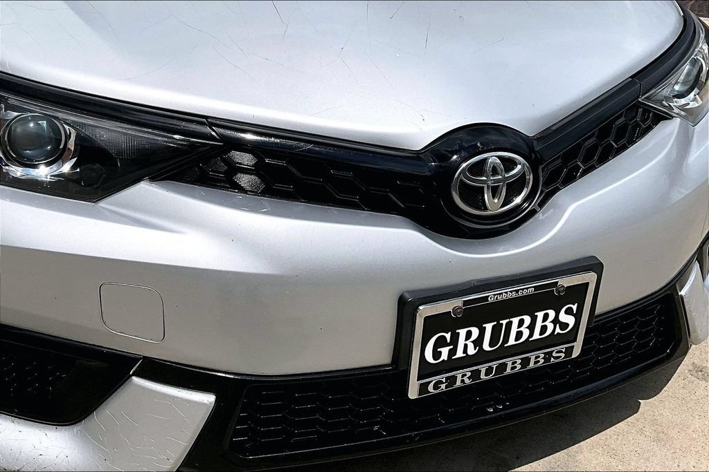 Used 2017 Toyota Corolla iM FWD image 25