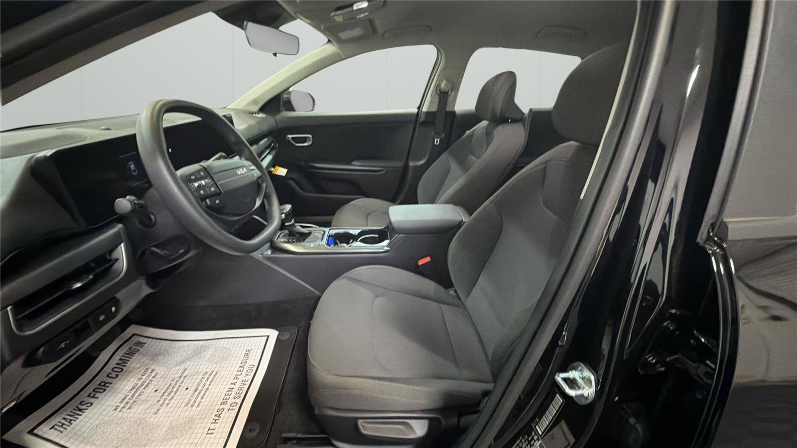 New 2026 Kia K4 FWD image 10
