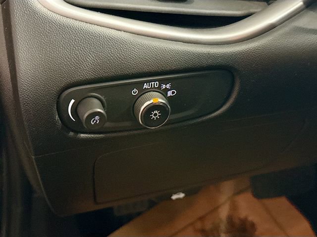 Used 2021 Chevrolet Malibu RS image 10