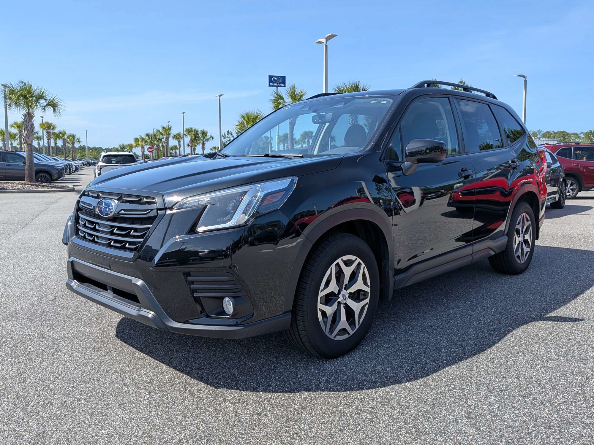 Certified 2023 Subaru Forester Premium AWD/4WD image 8