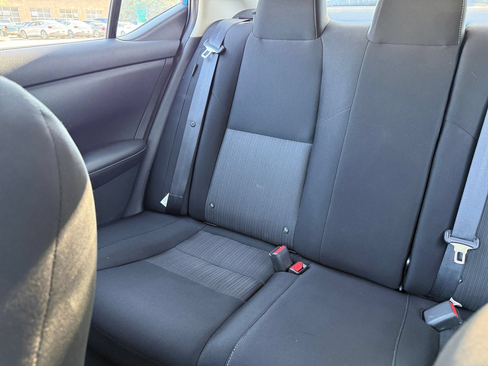 Used 2025 Nissan Sentra SV FWD image 38