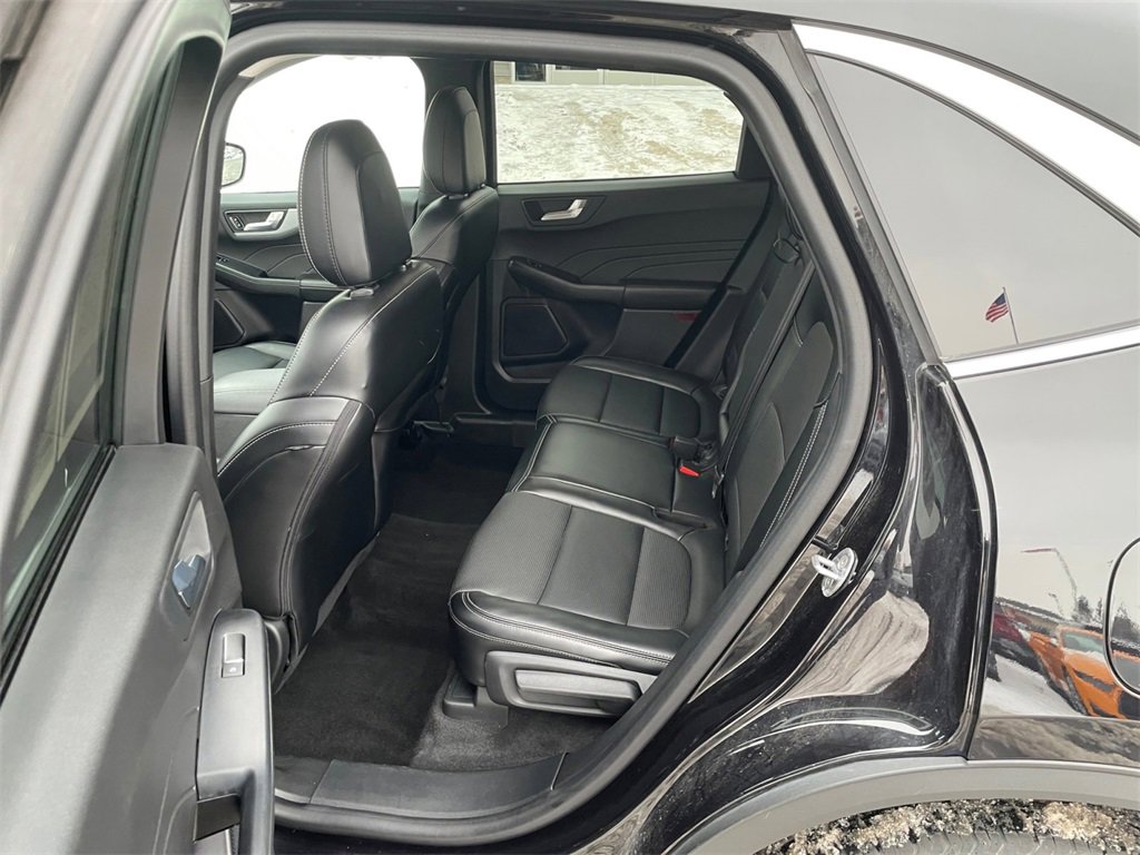 Used 2024 Ford Escape Platinum image 14