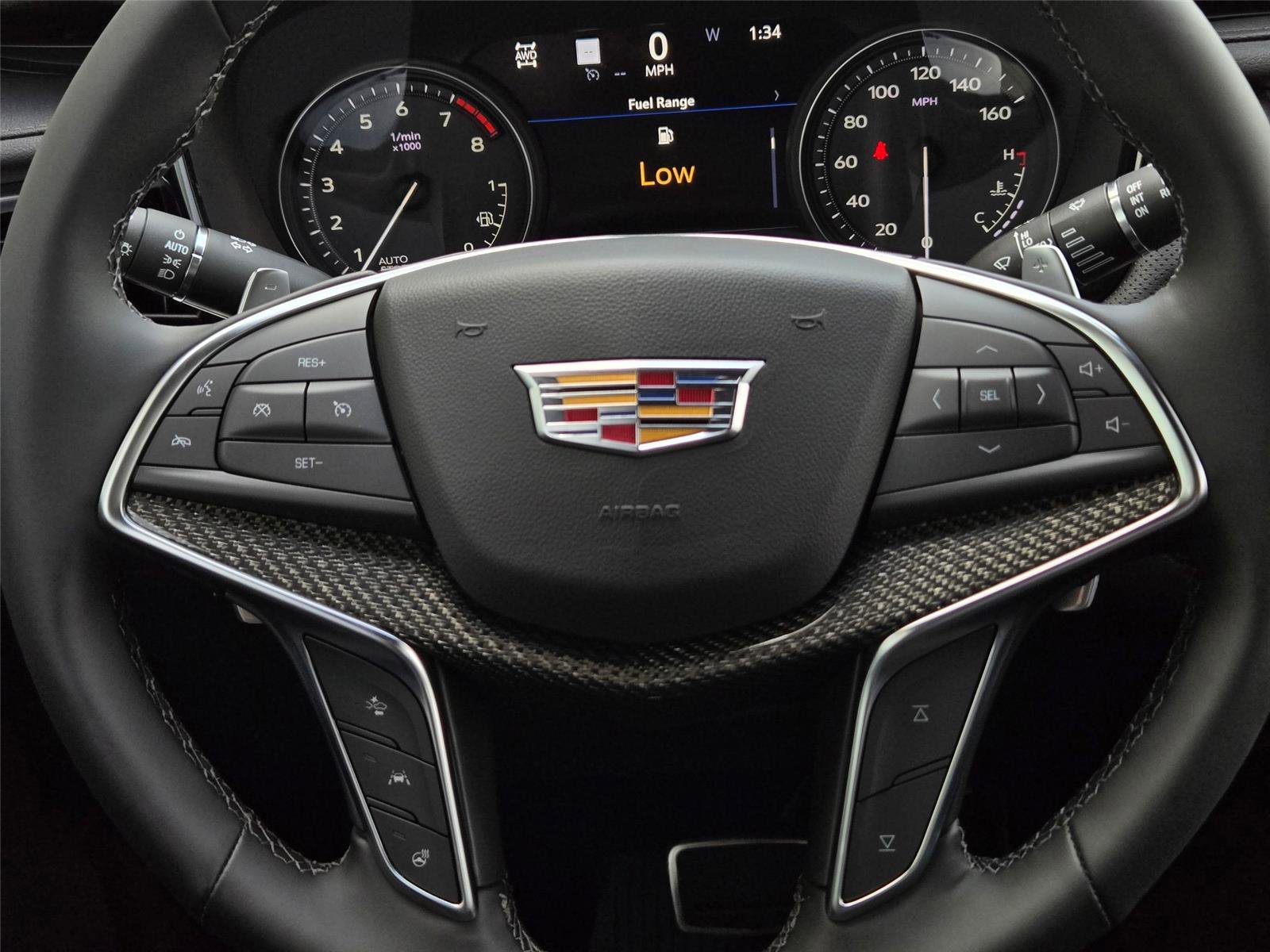 New 2026 Cadillac XT5 Sportv w/ LPO, Floor Liner Package AWD/4WD image 17