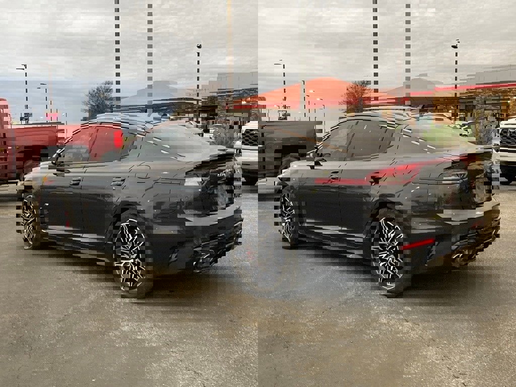 Used 2022 Kia Stinger GT1 w/ Red Interior Color Package image 7