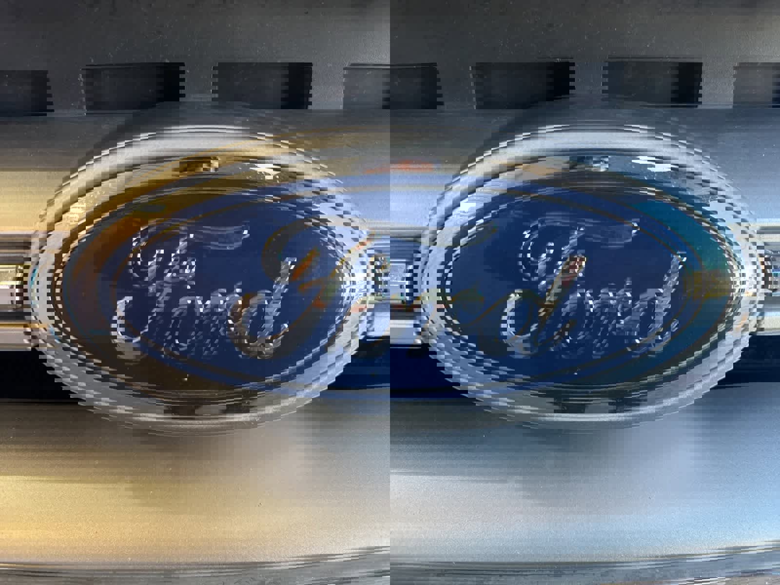 Used 2017 Ford Escape Titanium image 14