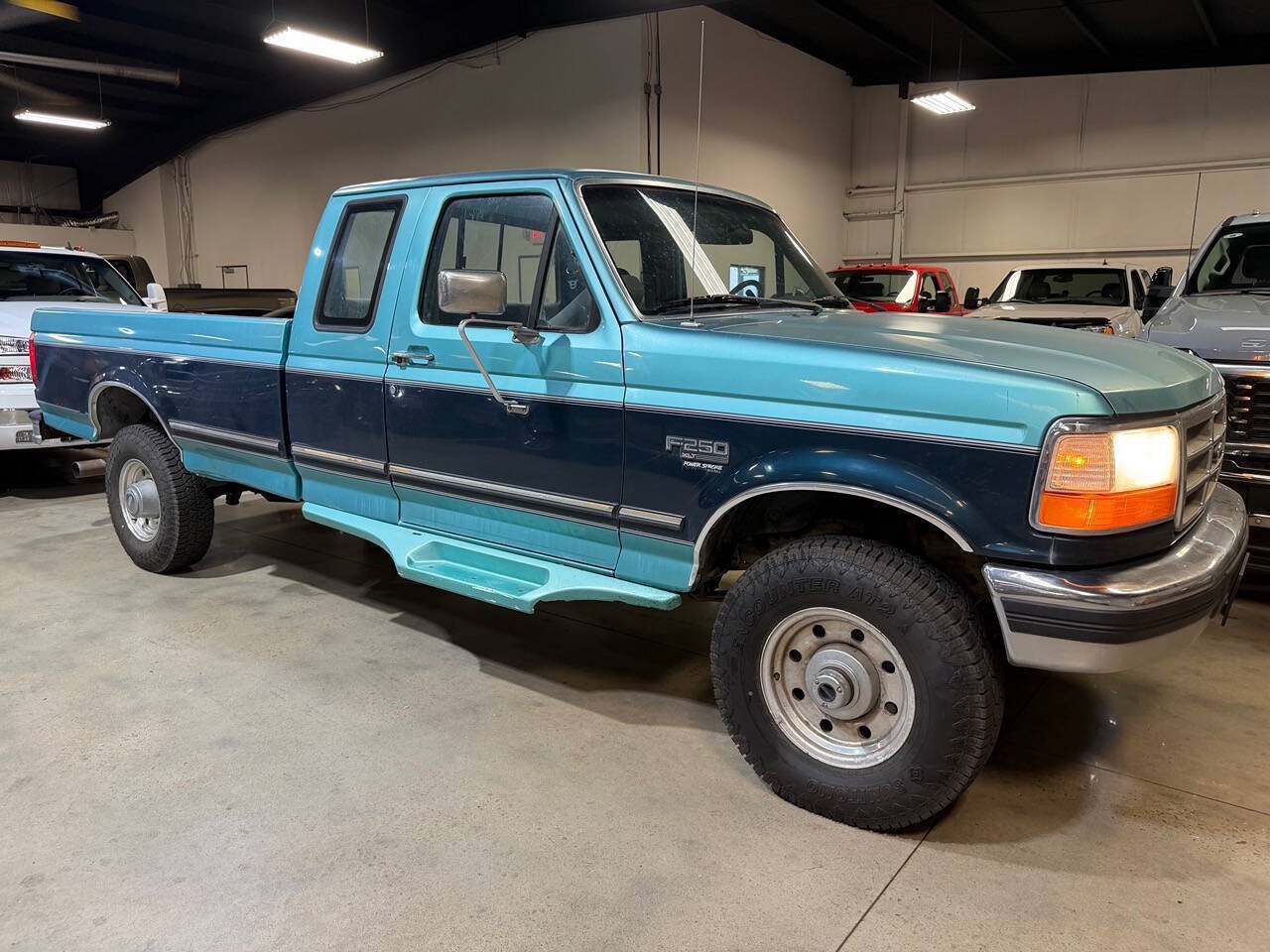 Used 1996 Ford F250 4x4 Regular Cab image 1