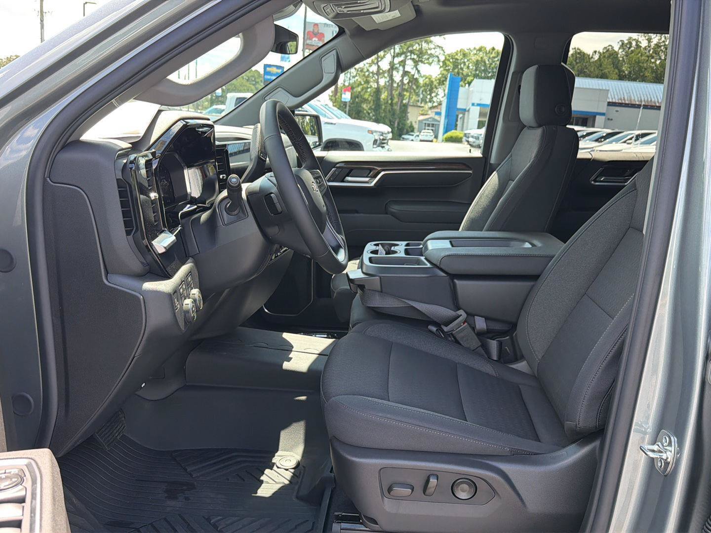 New 2026 Chevrolet Silverado 1500 LT AWD/4WD image 11