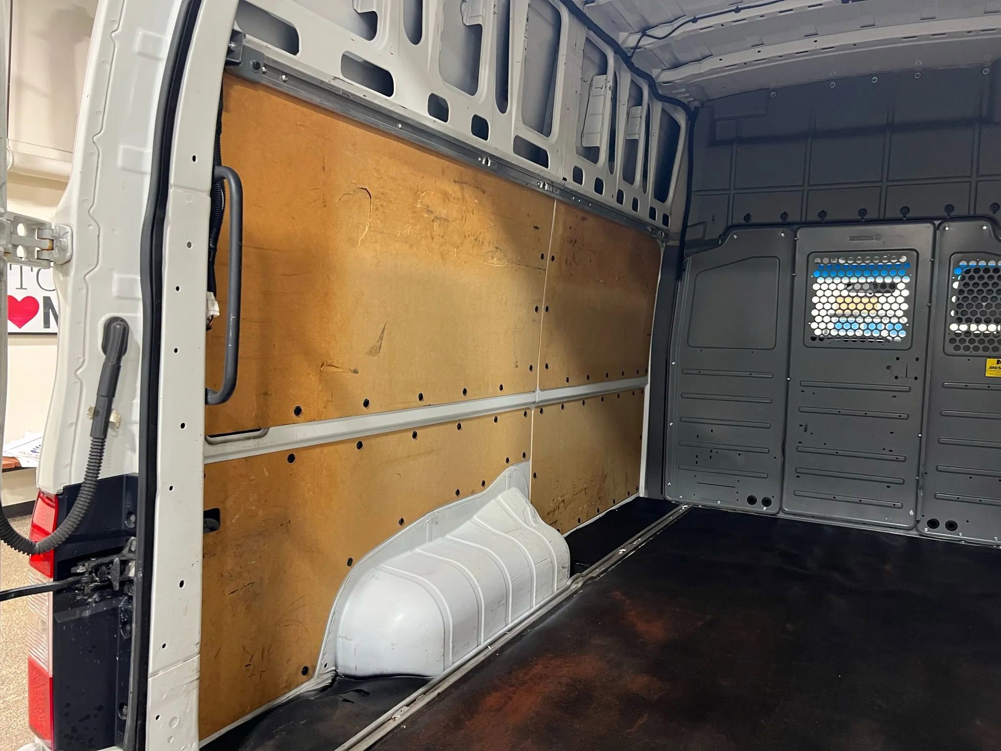 Used 2017 Nissan NV 2500 SV w/ Technology Package image 20