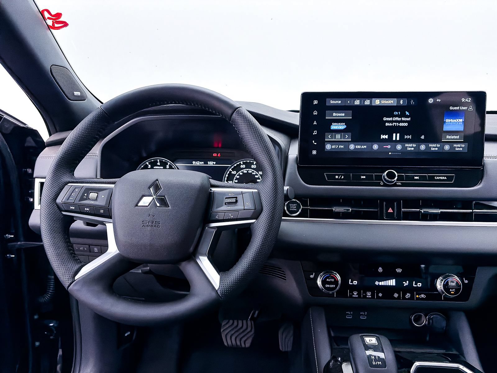 New 2026 Mitsubishi Outlander LE AWD/4WD image 12