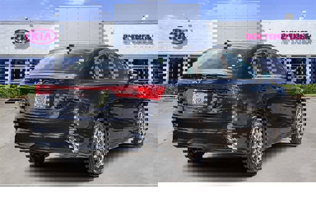 Certified 2024 Kia Forte LXS image 4