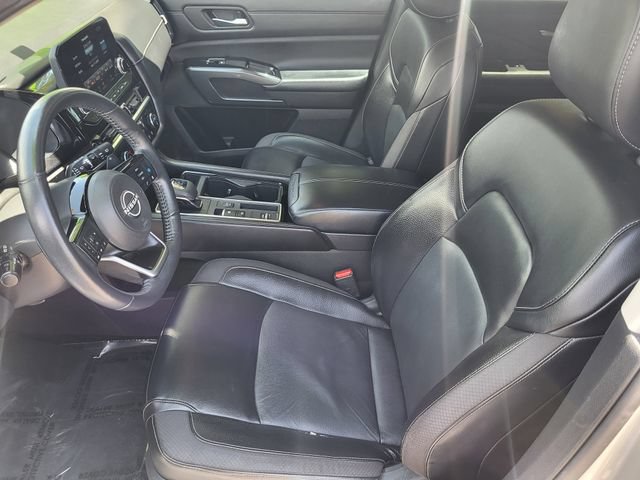 Used 2022 Nissan Pathfinder SL w/ SL Black Package FWD image 19