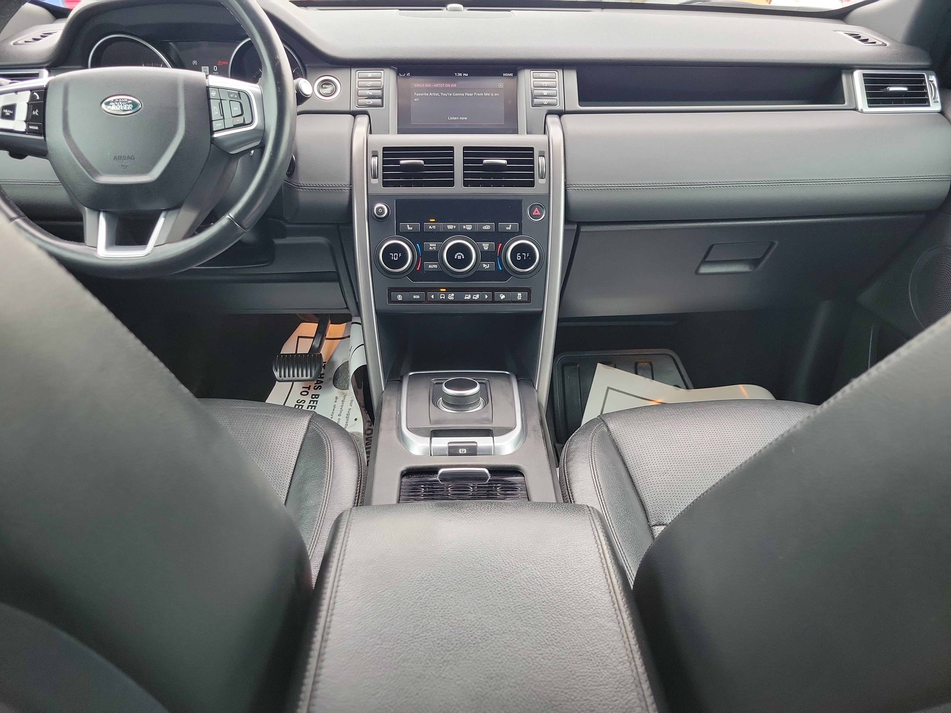 Used 2019 Land Rover Discovery Sport HSE AWD/4WD image 14