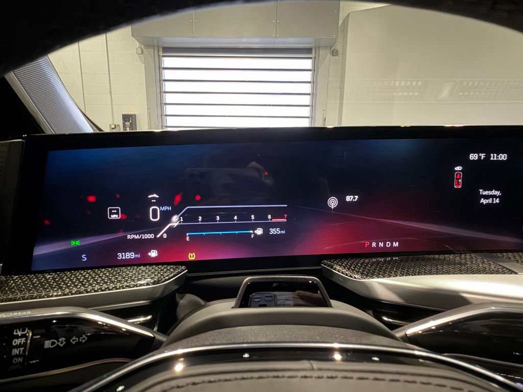 Used 2026 Cadillac Escalade ESV V image 24