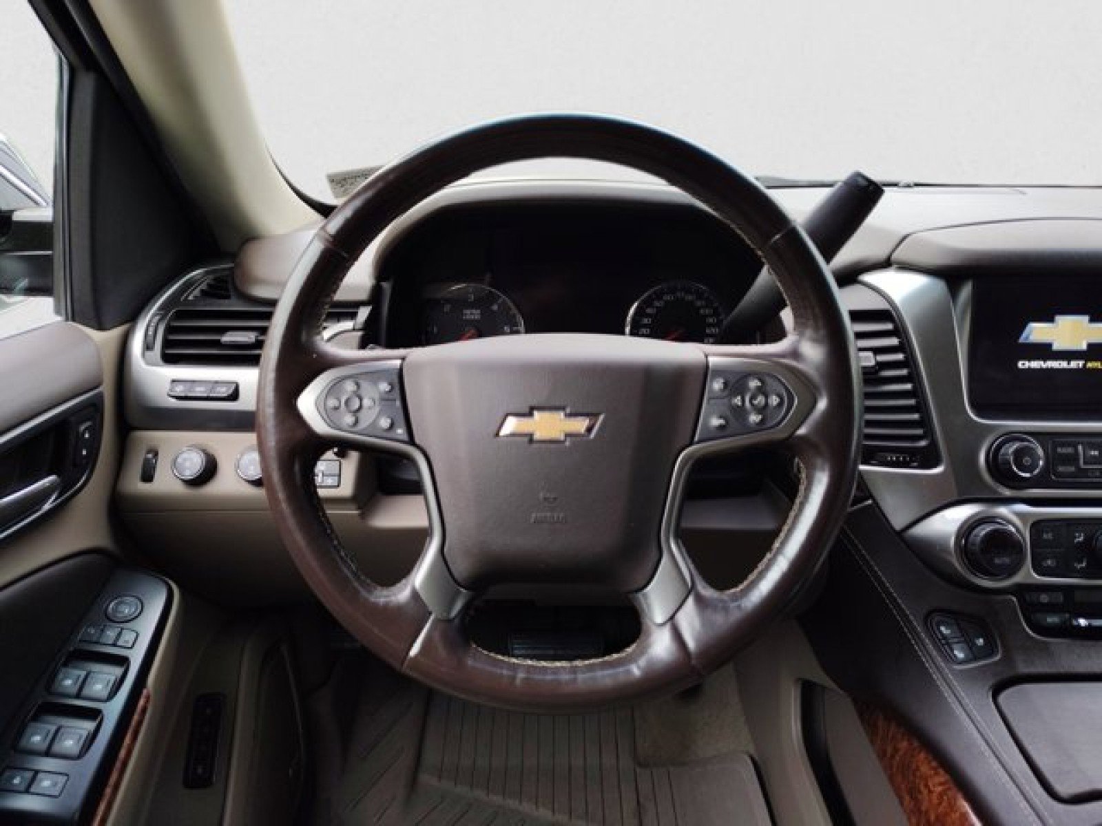 Used 2018 Chevrolet Tahoe Premier image 16