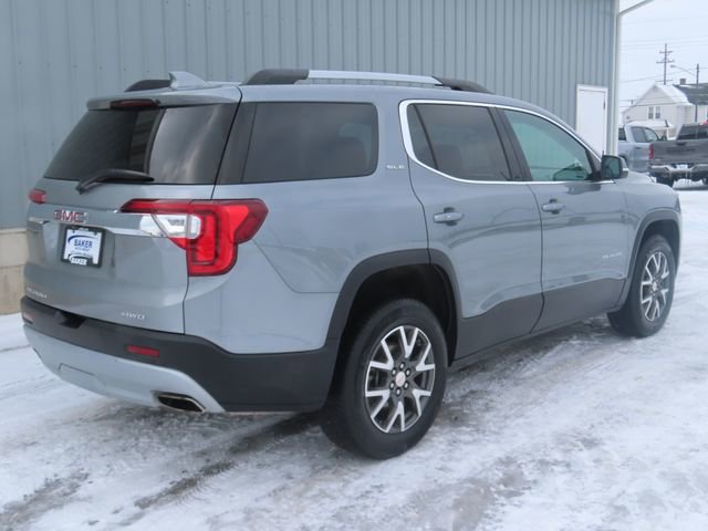 Used 2023 GMC Acadia SLE w/ Driver Convenience Package image 3