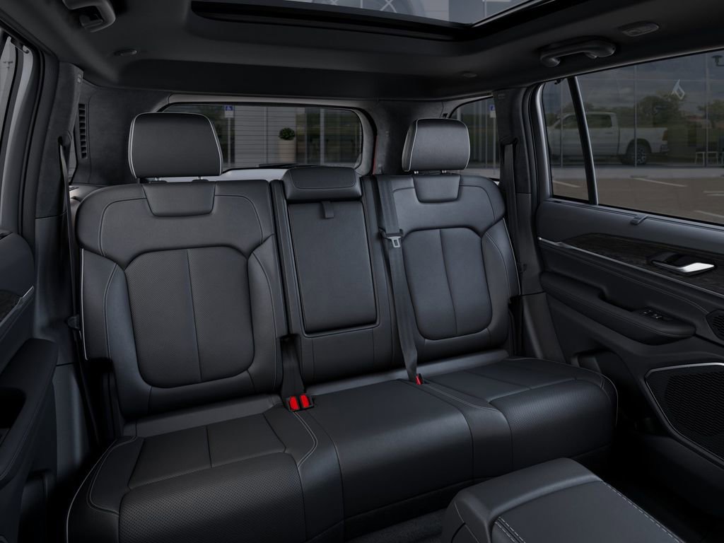 New 2025 Jeep Grand Cherokee Overland w/ Luxury Tech Group IV image 16