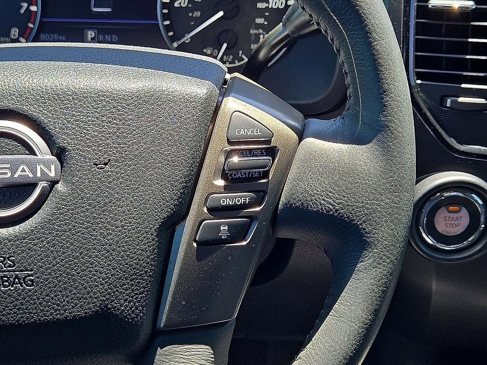 Used 2024 Nissan Titan SV w/ SV Bronze Edition Package RWD image 20