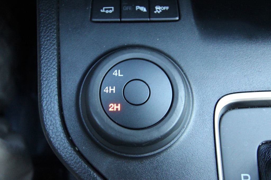 Used 2022 Ford Ranger Lariat w/ Equipment Group 501A High image 25