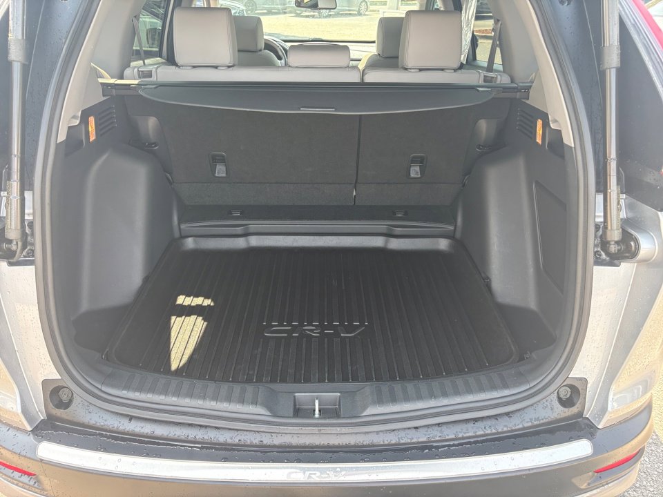 Used 2022 Honda CR-V Touring image 19