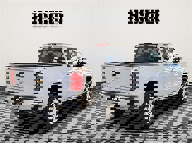 Used 2019 Chevrolet Silverado 1500 LT w/ All Star Edition image 7