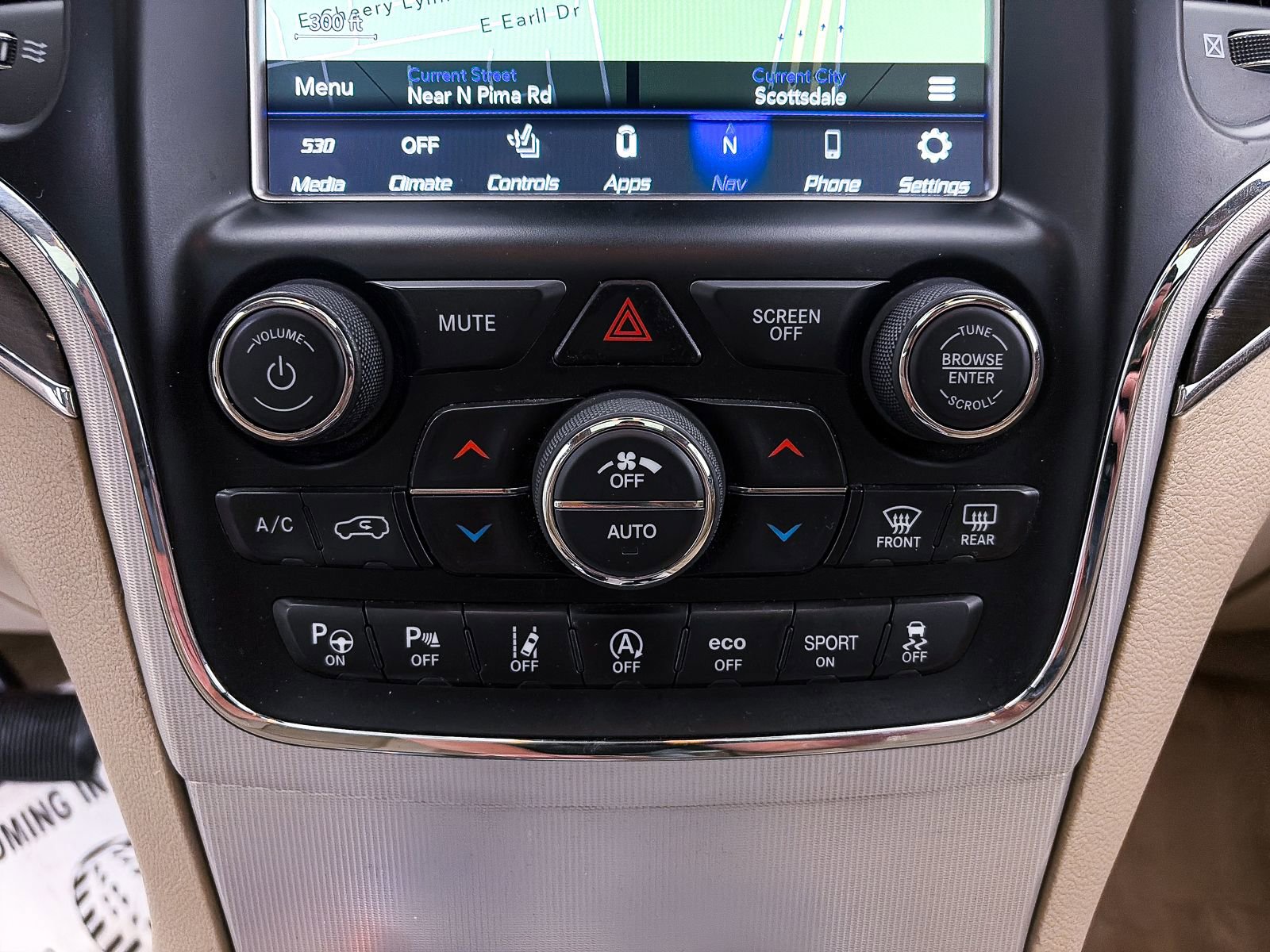 Used 2018 Jeep Grand Cherokee Overland image 25