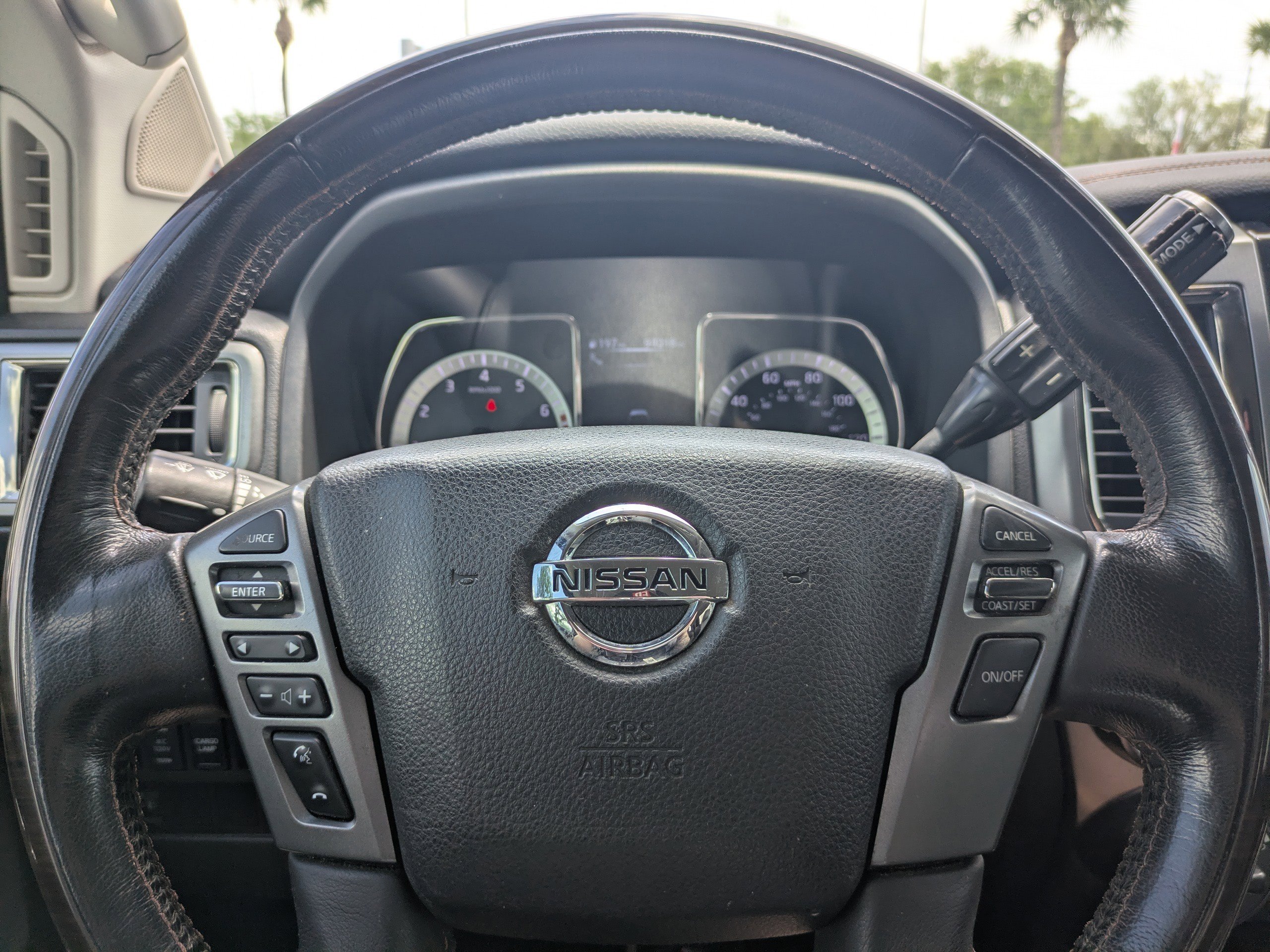 Used 2018 Nissan Titan Platinum Reserve w/ Platinum Utility Package AWD/4WD image 28