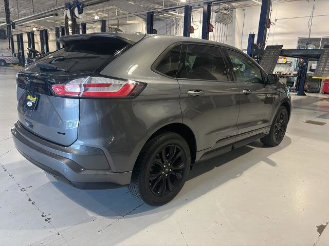 Certified 2022 Ford Edge SE w/ Black Appearance Package AWD/4WD image 5