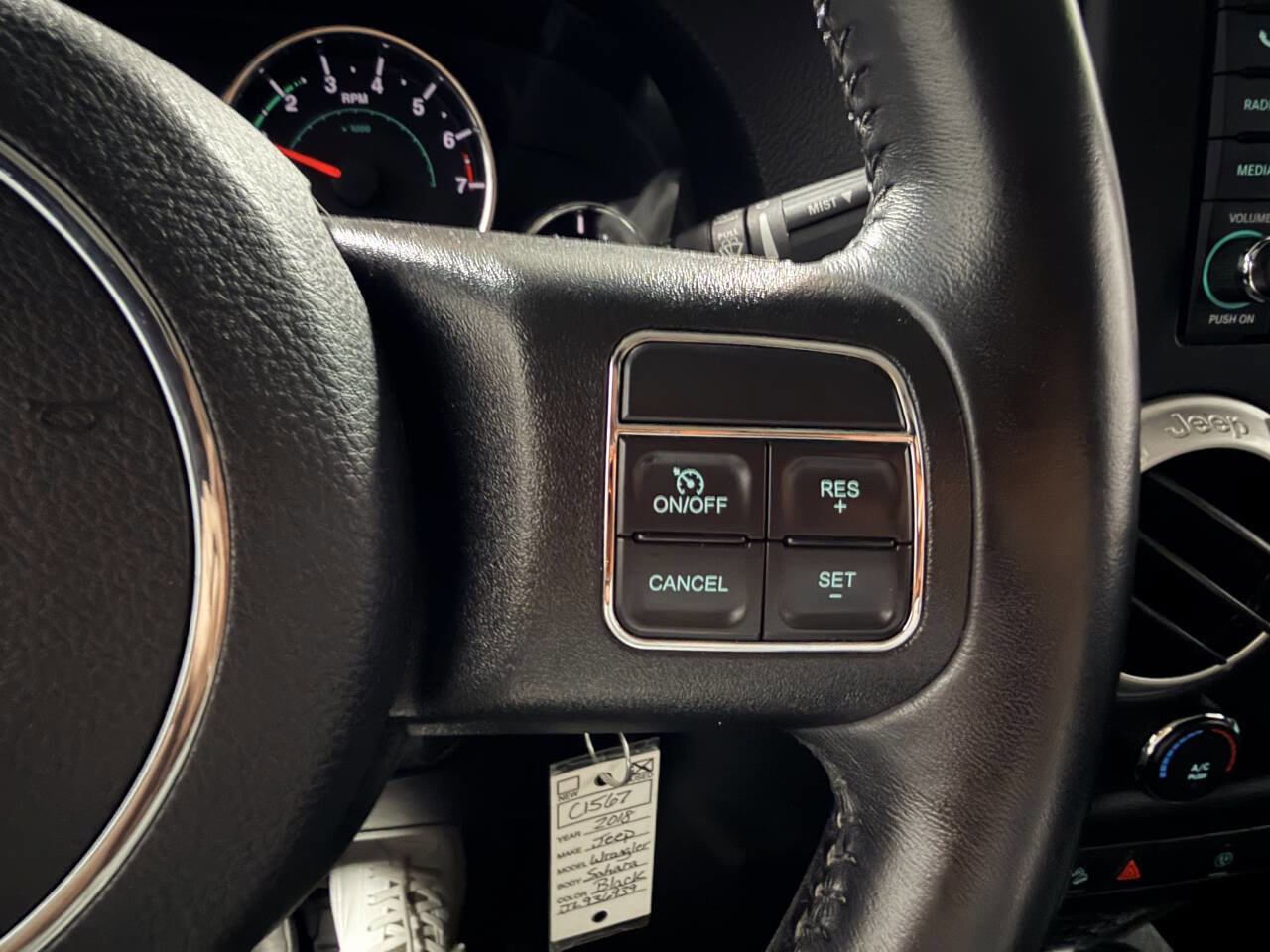 Used 2018 Jeep Wrangler Sahara w/ Connectivity Group image 16