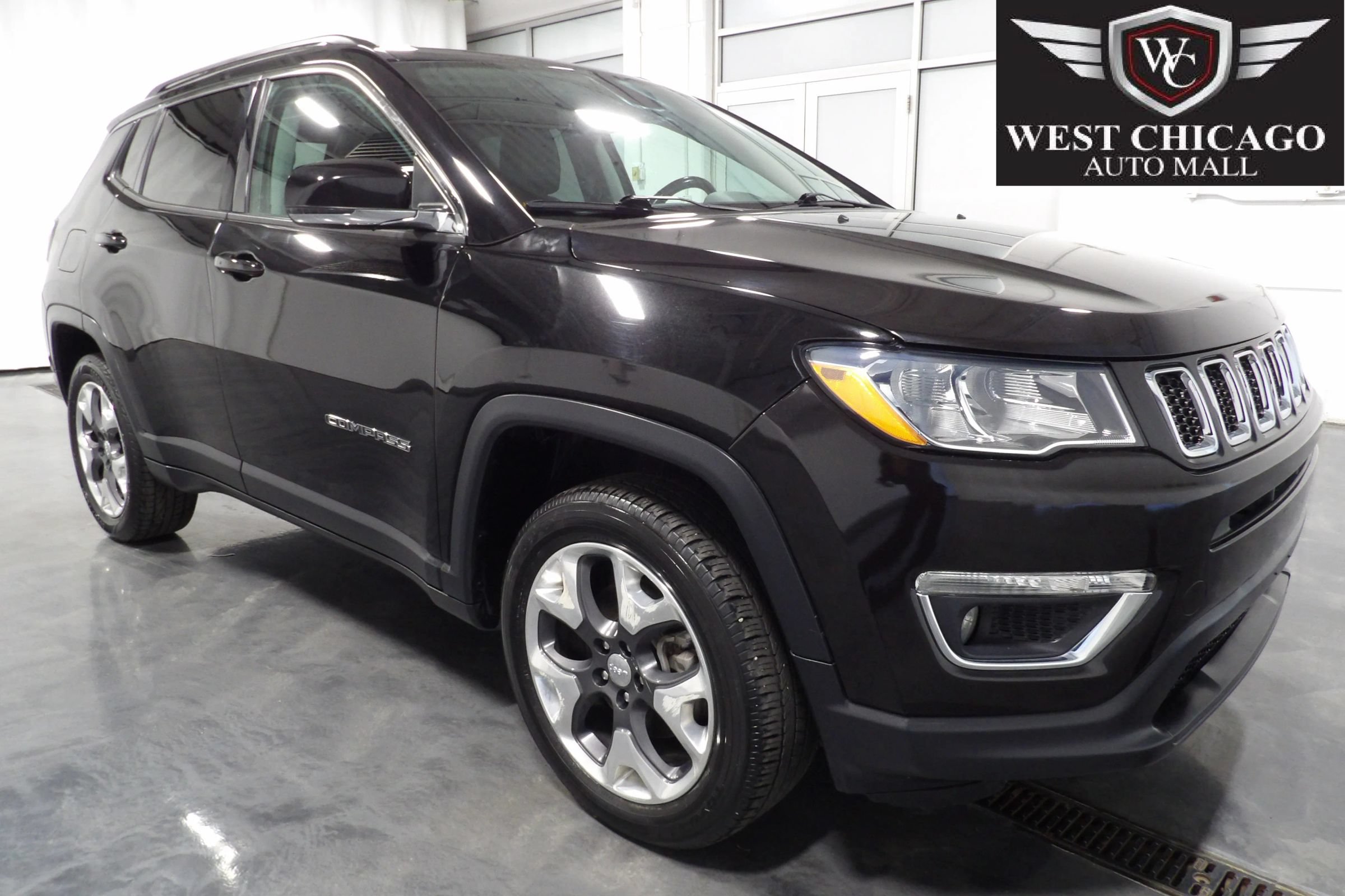 Used 2019 Jeep Compass Limited AWD/4WD image 2