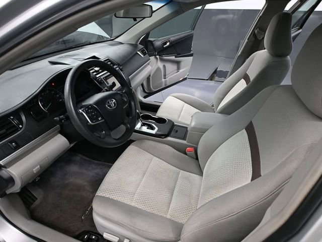 Used 2012 Toyota Camry LE FWD image 20