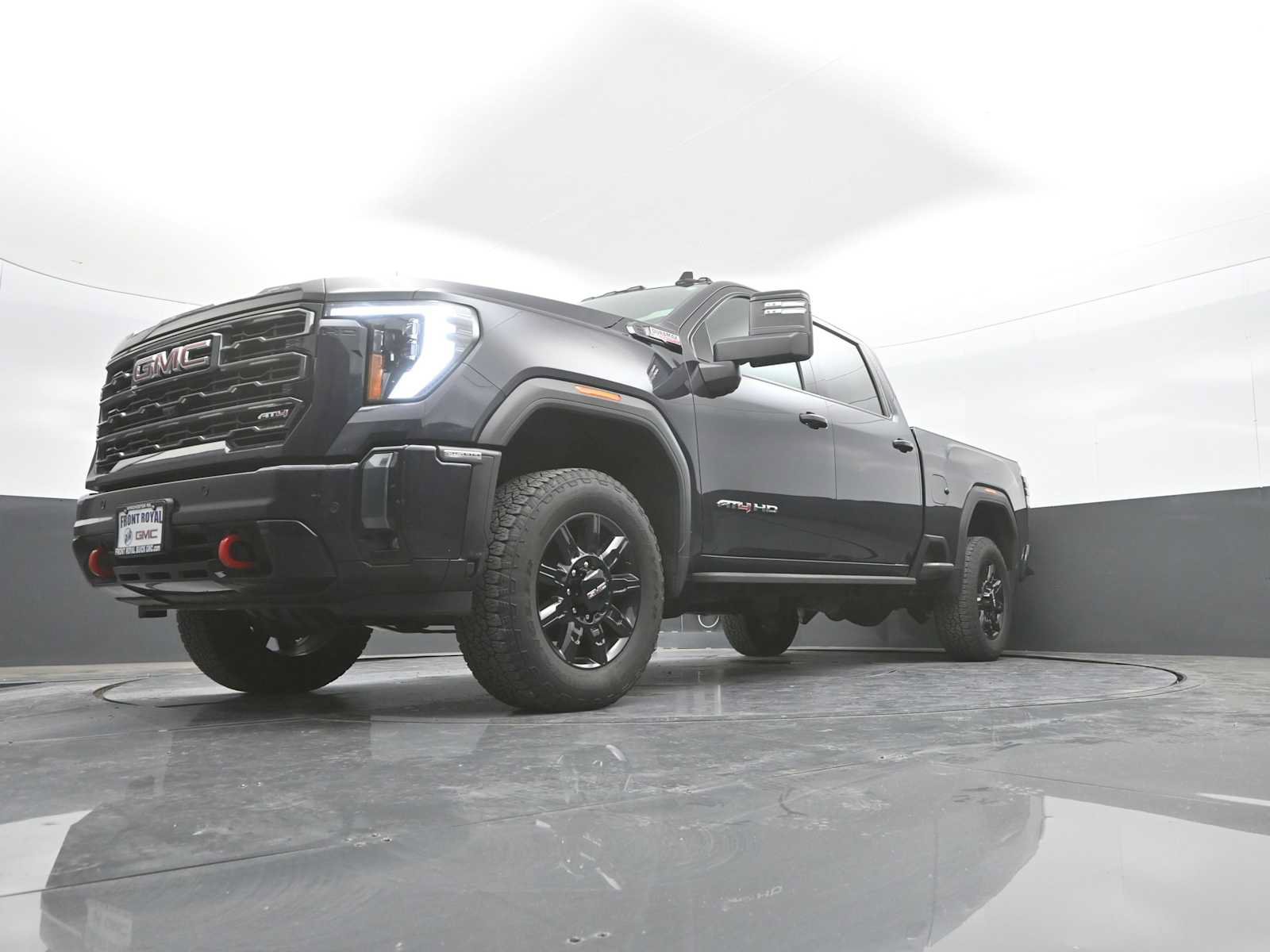 Used 2024 GMC Sierra 2500 AT4 w/ AT4 Premium Plus Package AWD/4WD image 56
