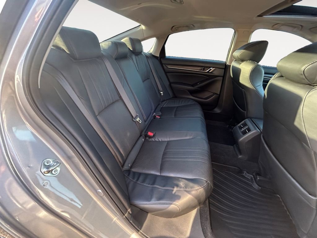Used 2018 Honda Accord EX-L image 11