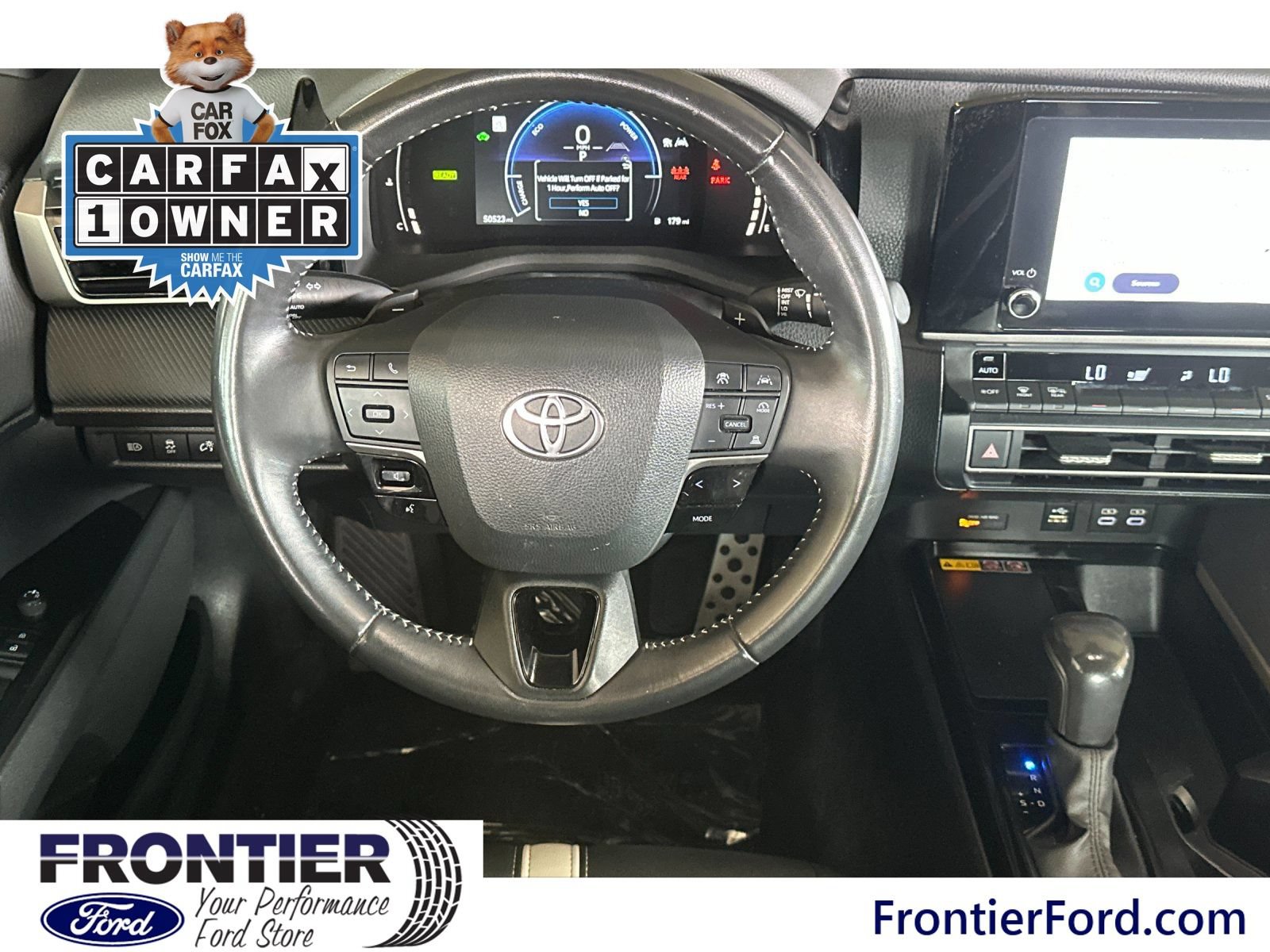 Used 2025 Toyota Camry SE FWD image 15