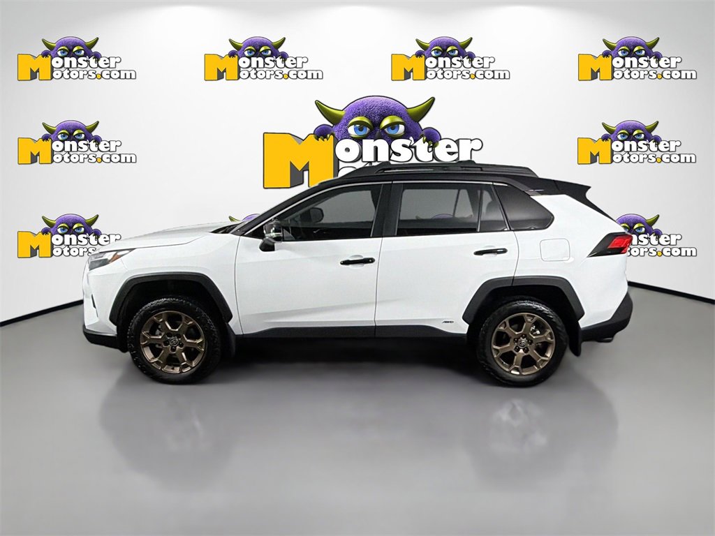 Used 2025 Toyota RAV4 Woodland Edition image 8