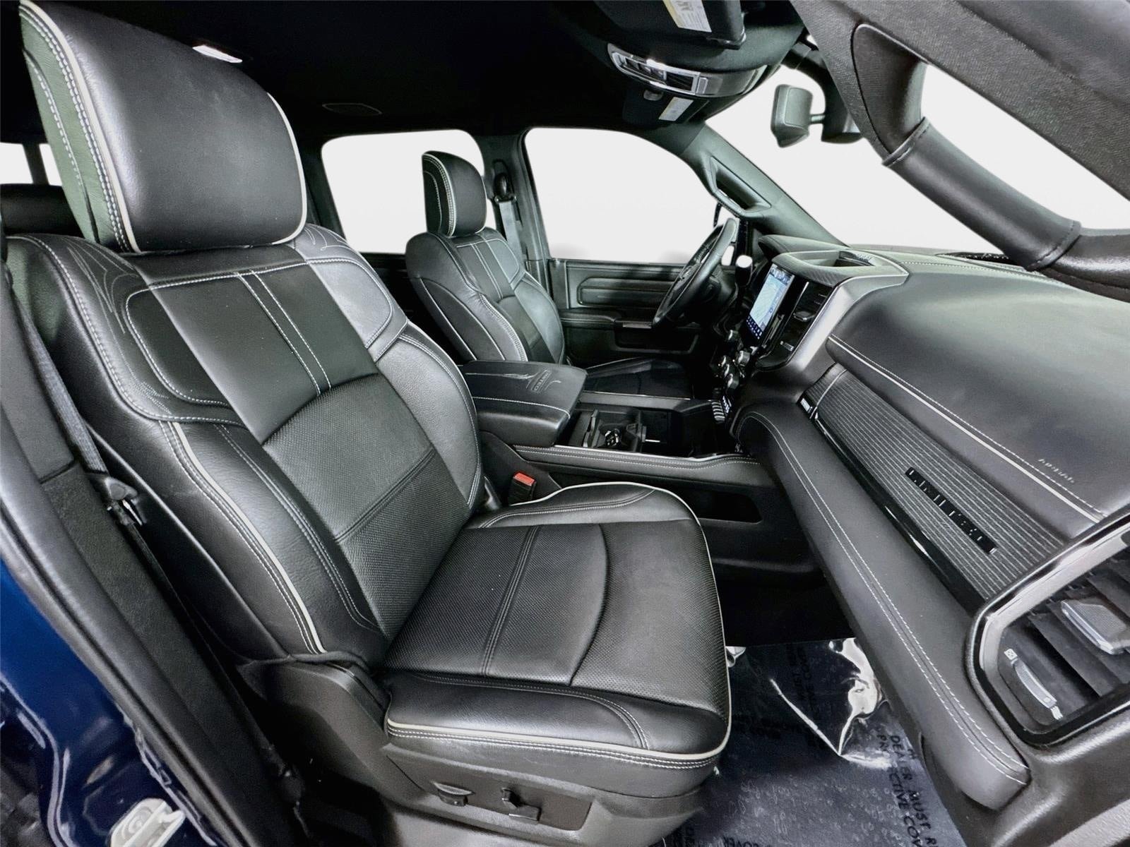 Used 2023 RAM 2500 Limited w/ Night Edition AWD/4WD image 27