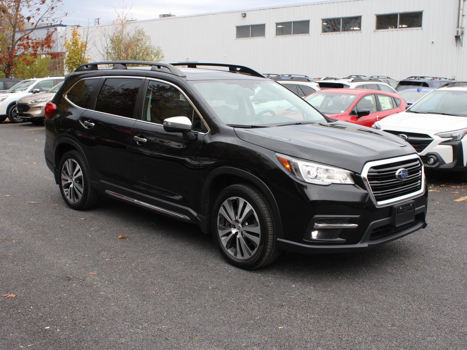 Used 2022 Subaru Ascent Touring image 3
